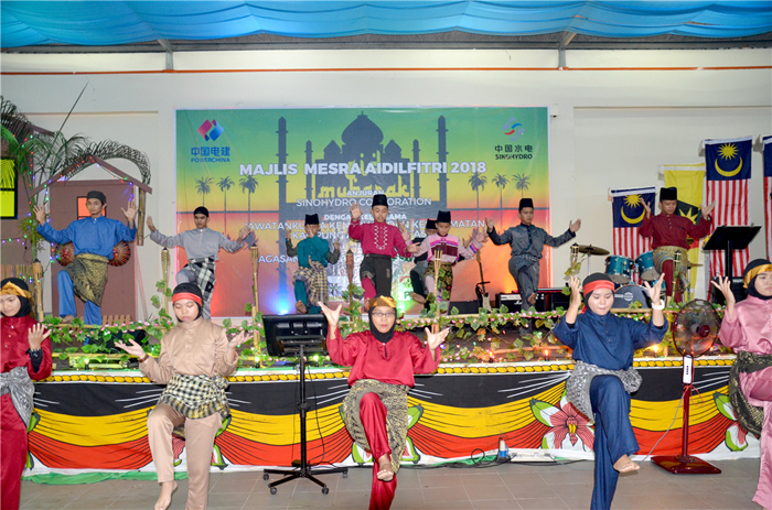 1530239249895568.jpg 共慶開齋節(jié)08.jpg